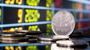 Рубль на Мосбирже укрепился после решения ЦБ понизить ставку до 17%